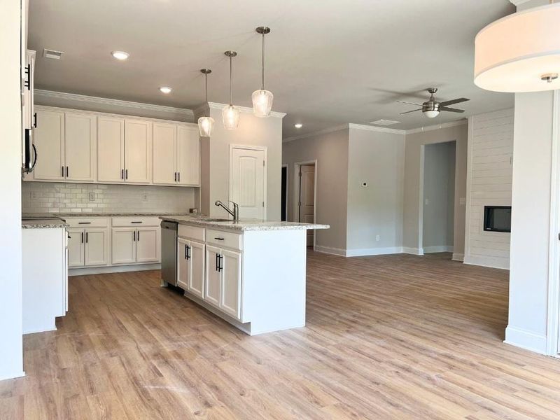 Image 20 of a home in .