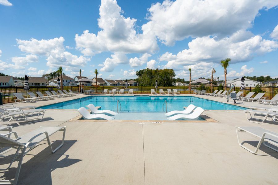 Community amenities in , Summerville (Image 61).