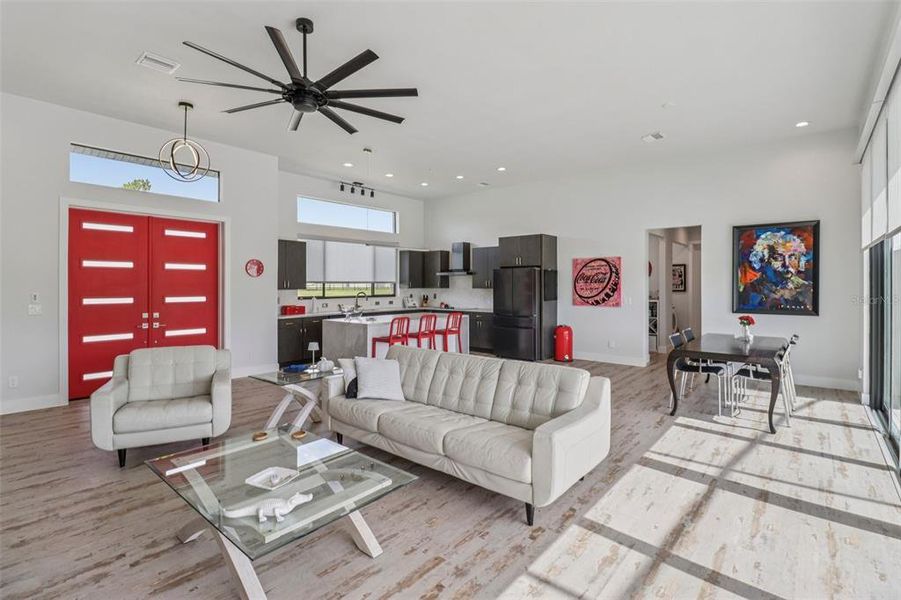 Furnished interior view inside a new home in , Tavares (Image 9).