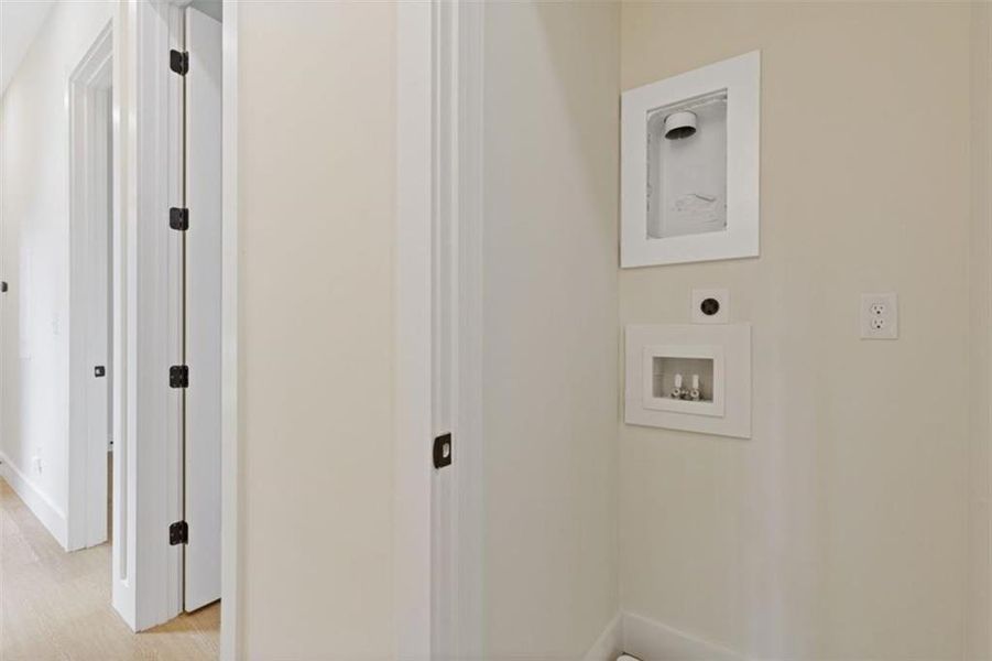 Spacious, unfurnished interior of a new home in , Atlanta (Image 32).