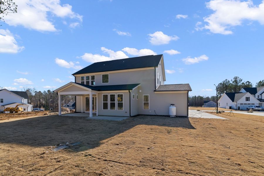 Representative exterior details of a home built from the The Hampton by RobuckHomes in Baylee Ridge, Selma (Image 66). Representative exterior details of a home built from the The Hampton by RobuckHomes in Baylee Ridge, Selma (Image 66).