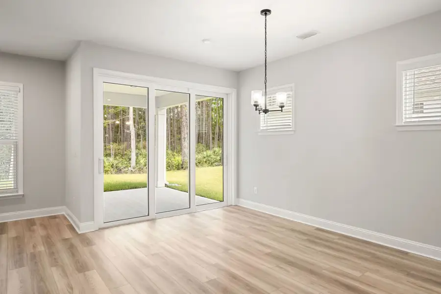 Spacious, unfurnished interior of a new home in Waterways, Richmond Hill (Image 41).
