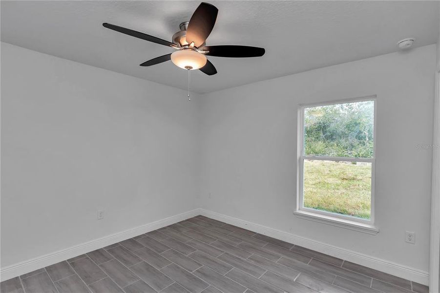 Spacious, unfurnished interior of a new home in , Ocala (Image 42).