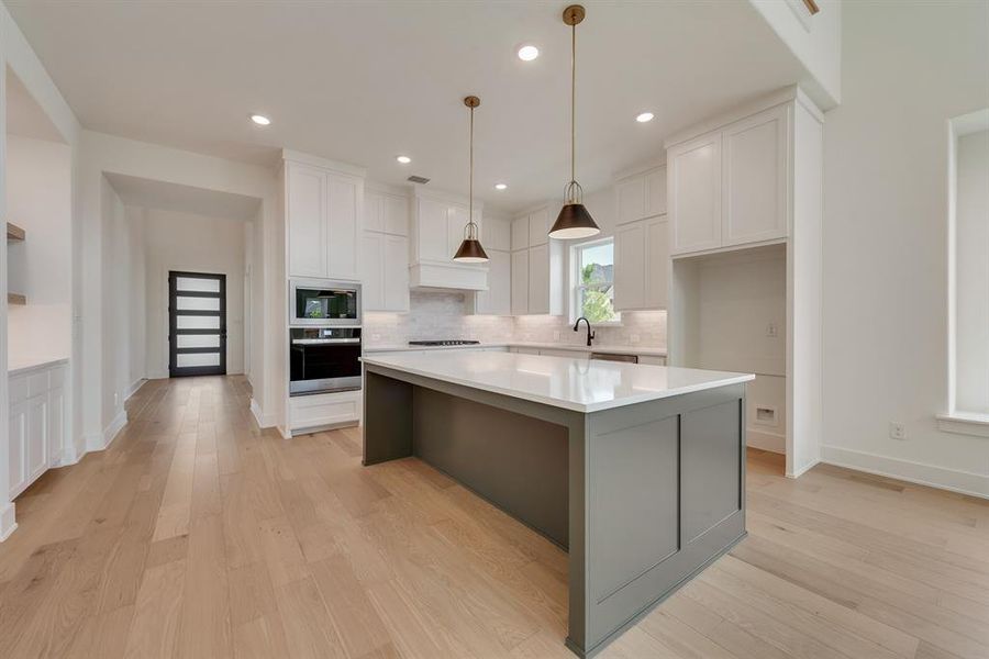 Furnished interior view inside a new home in Estates at Rockhill, Frisco (Image 6).