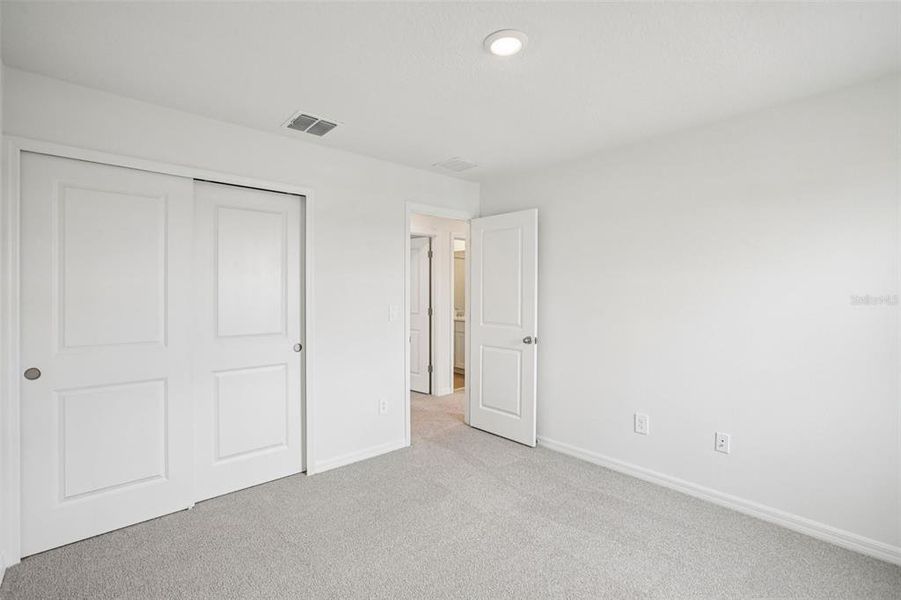 Spacious, unfurnished interior of a new home in Two Rivers - Classic Series, Zephyrhills (Image 17).