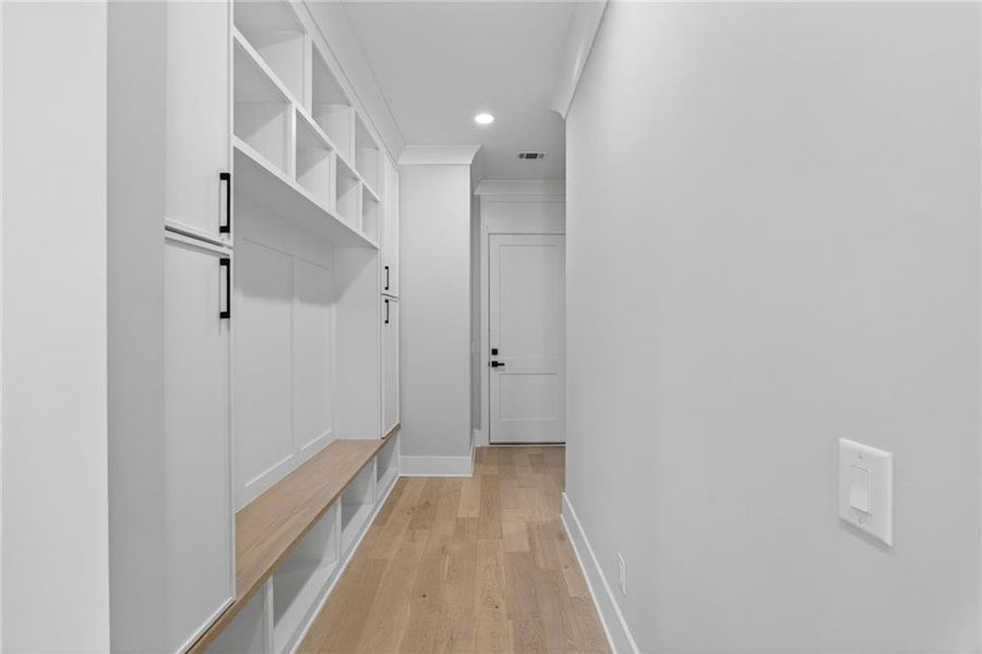 Spacious, unfurnished interior of a new home in , Buford (Image 27).