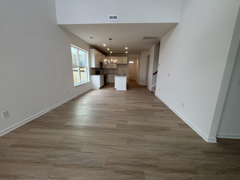Spacious, unfurnished interior of a new home in CraigStone, Woodruff (Image 9).