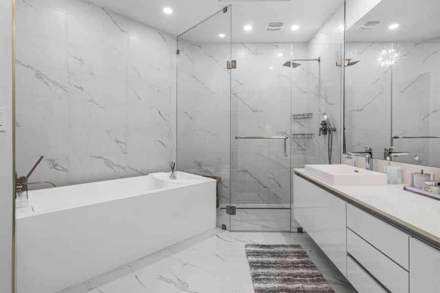 Furnished interior view inside a new home in , West Palm Beach (Image 45).