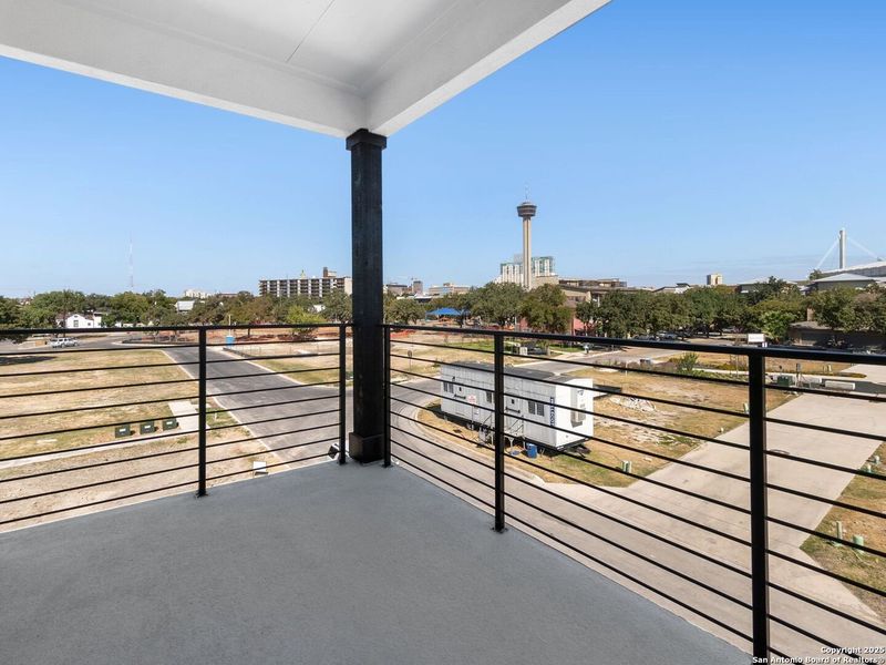 Exterior details and patio area of a home in Victoria Commons, San Antonio (Image 3).