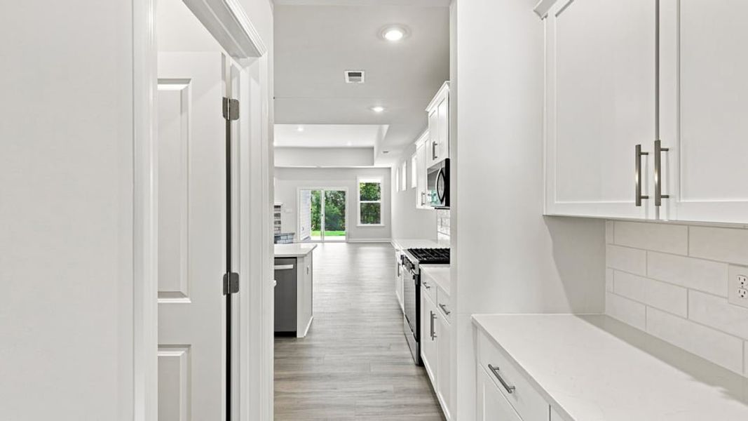 Furnished interior view inside a new home in Rutledge Estates, Woodruff (Image 5).