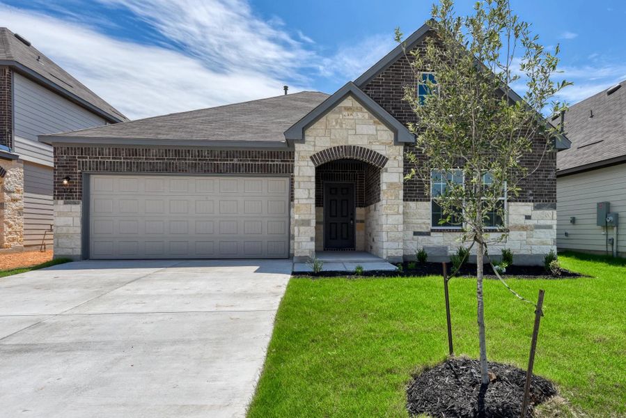 Representative exterior photo of a completed home built from the Kennedy by Ashton Woods in Hennersby Hollow, San Antonio, TX (Image 20). Representative exterior photo of a completed home built from the Kennedy by Ashton Woods in Hennersby Hollow, San Antonio, TX (Image 20).