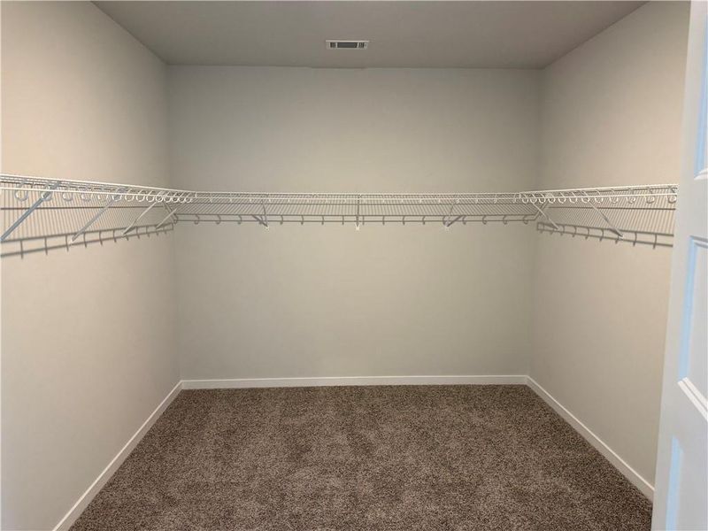 Spacious, unfurnished interior of a new home in Mallard’s Landing, Jefferson (Image 21). Spacious, unfurnished interior of a new home in Mallard’s Landing, Jefferson (Image 21).