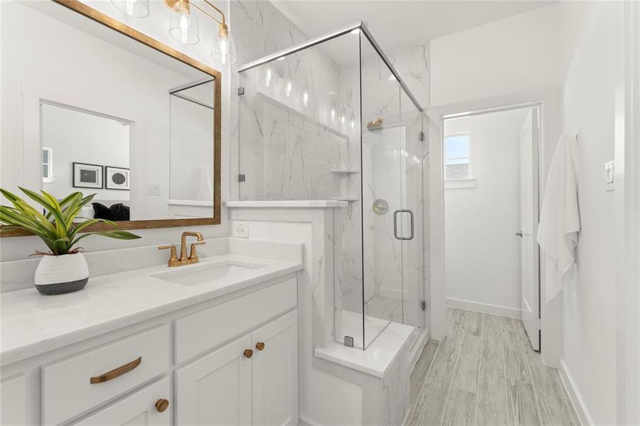 21. 730 Tower - Bath (2) 21. 730 Tower - Bath (2)