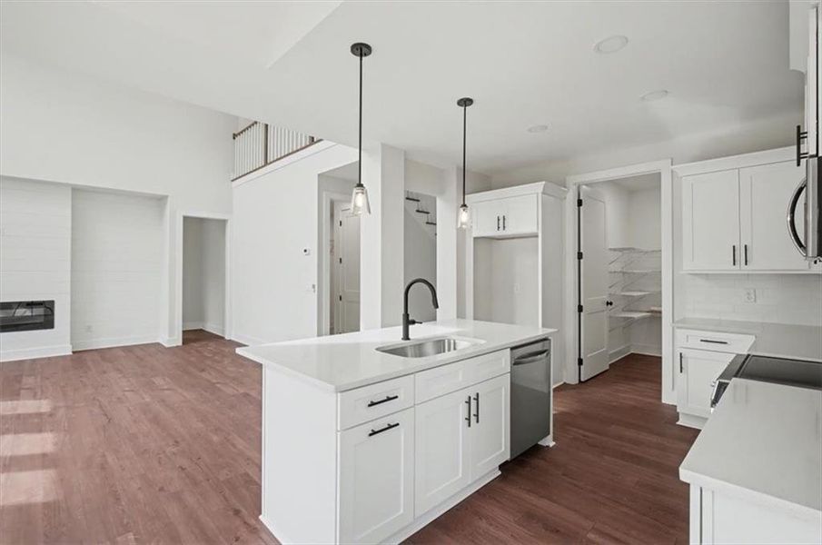 Furnished interior view inside a new home in , Cartersville (Image 9).