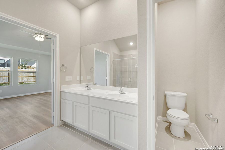 Furnished interior view inside a new home in Greenspoint Heights, Seguin (Image 8).