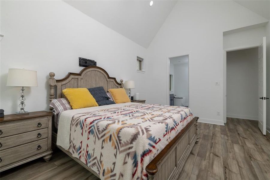 Furnished interior view inside a new home in , Celina (Image 34).