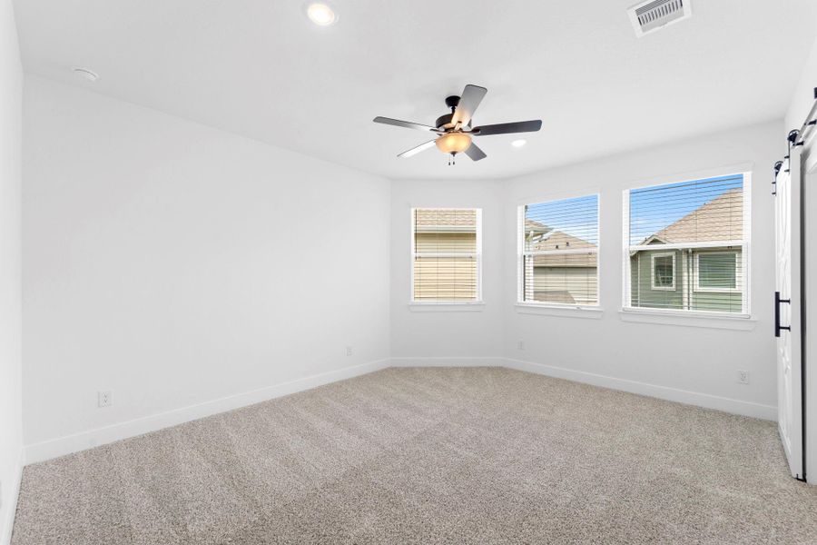 Image 14 of a home in Elyson.