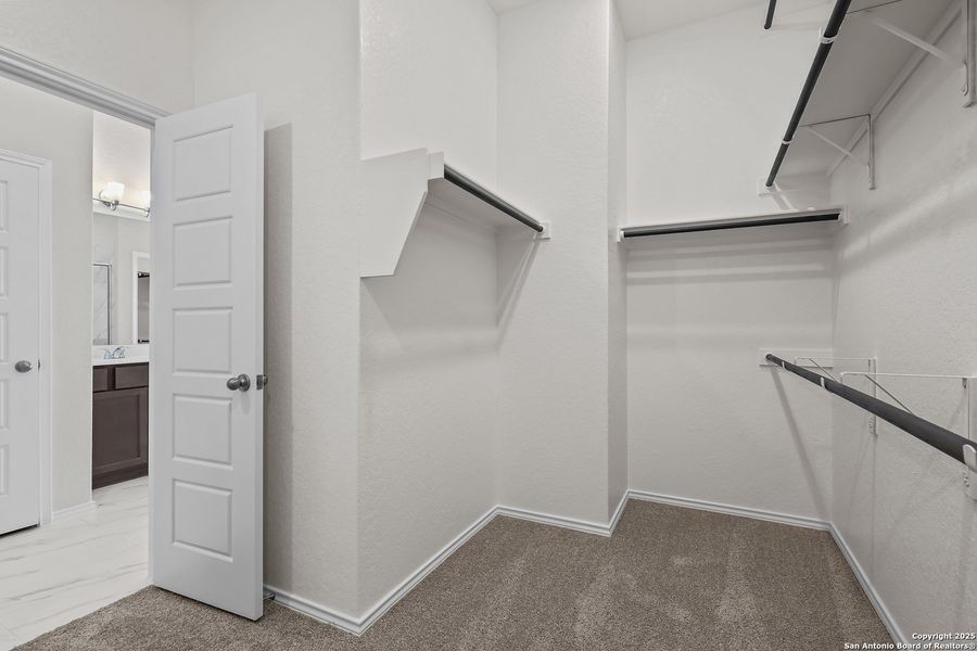 Spacious, unfurnished interior of a new home in Stillwater Ranch 45', San Antonio (Image 33). Spacious, unfurnished interior of a new home in Stillwater Ranch 45', San Antonio (Image 33).