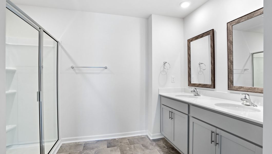 Furnished interior view inside a new home in Harrier Point, Woodruff (Image 11).