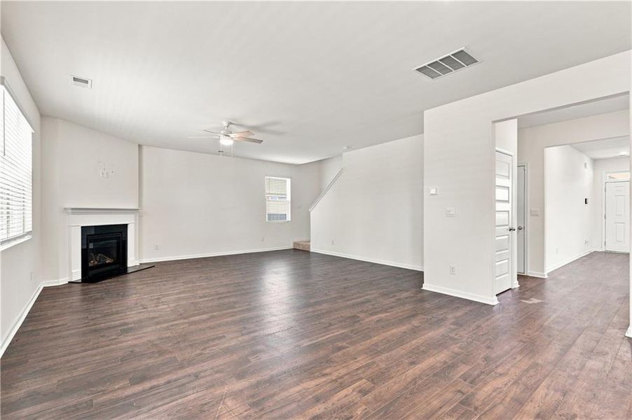 Spacious, unfurnished interior of a new home in The Enclave at Flat Rock Hills, Stonecrest (Image 24).