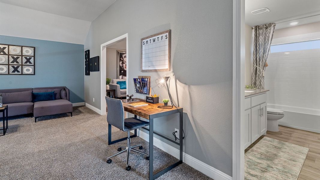 Representative furnished interior of a home built from the Wimberley by D.R. Horton in Lakeview Pointe, Grand Prairie (Image 46).