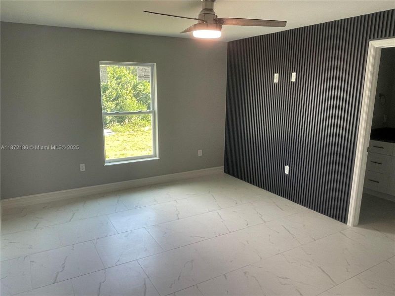 Spacious, unfurnished interior of a new home in , Labelle (Image 11).