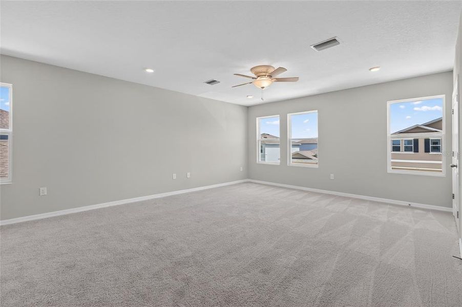 Spacious, unfurnished interior of a new home in Epperson, Wesley Chapel (Image 37). Spacious, unfurnished interior of a new home in Epperson, Wesley Chapel (Image 37).