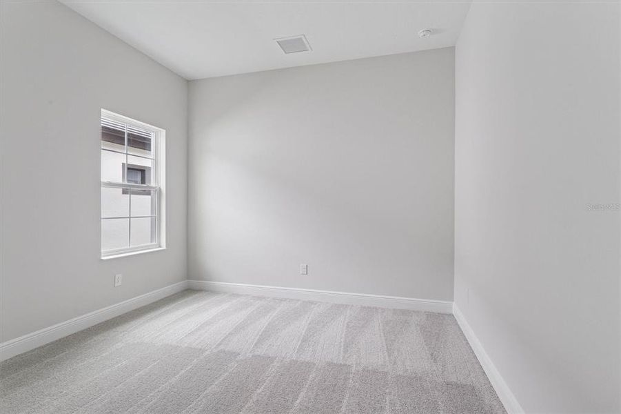 Spacious, unfurnished interior of a new home in Two Rivers, Zephyrhills (Image 34).