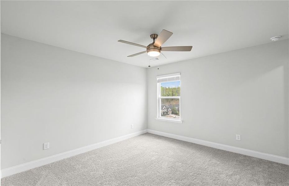 Spacious, unfurnished interior of a new home in Sierra Creek, Hoschton (Image 24).