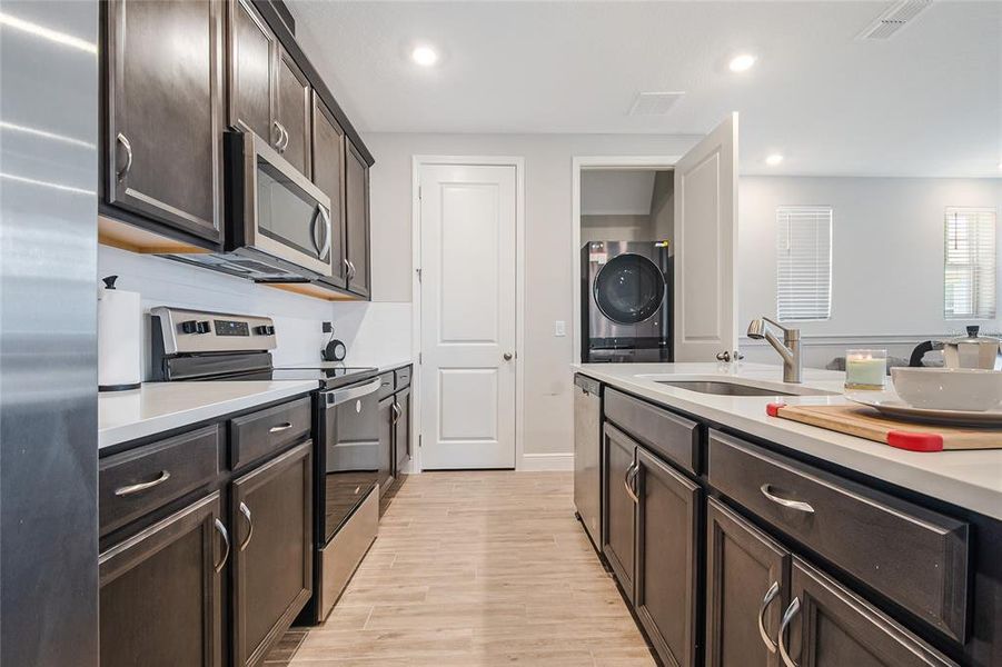 Furnished interior view inside a new home in , Orlando (Image 16).