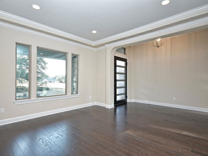 Representative unfurnished interior of a home built from the Santa Barbara II by Giddens Homes in Scofield Farms Estates, Georgetown (Image 119).