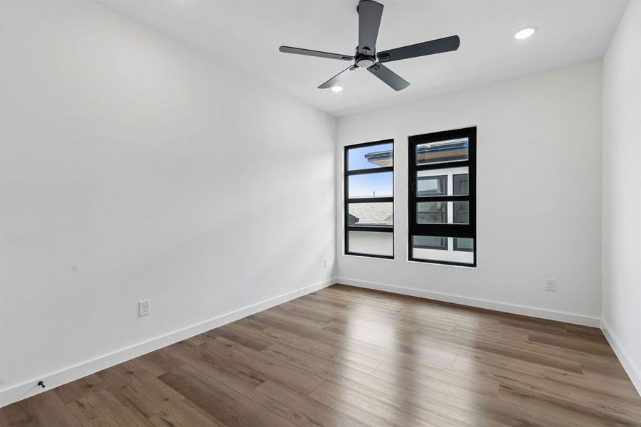 Guest bedroom 1
