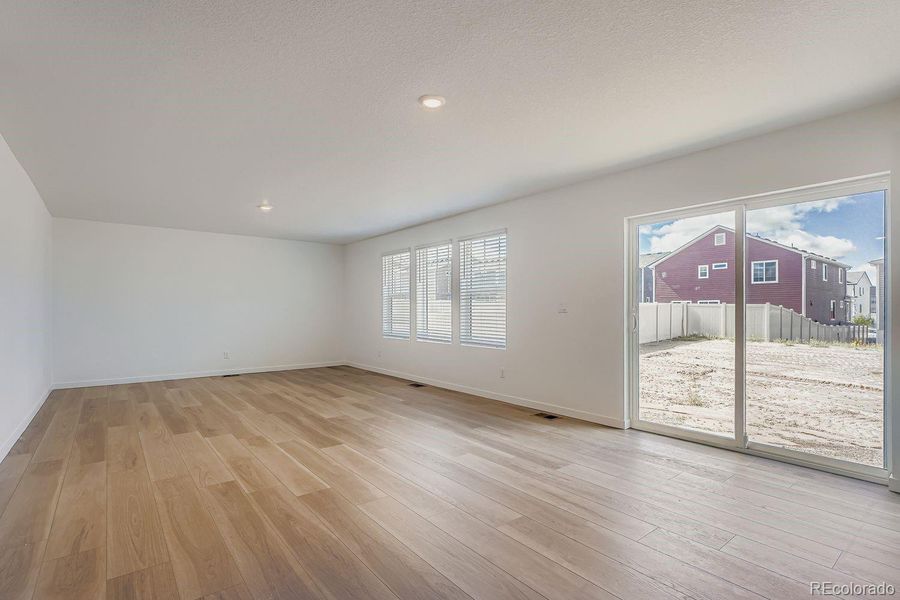 Spacious, unfurnished interior of a new home in Green Valley Ranch: The Camden Collection, Aurora (Image 9). Spacious, unfurnished interior of a new home in Green Valley Ranch: The Camden Collection, Aurora (Image 9).