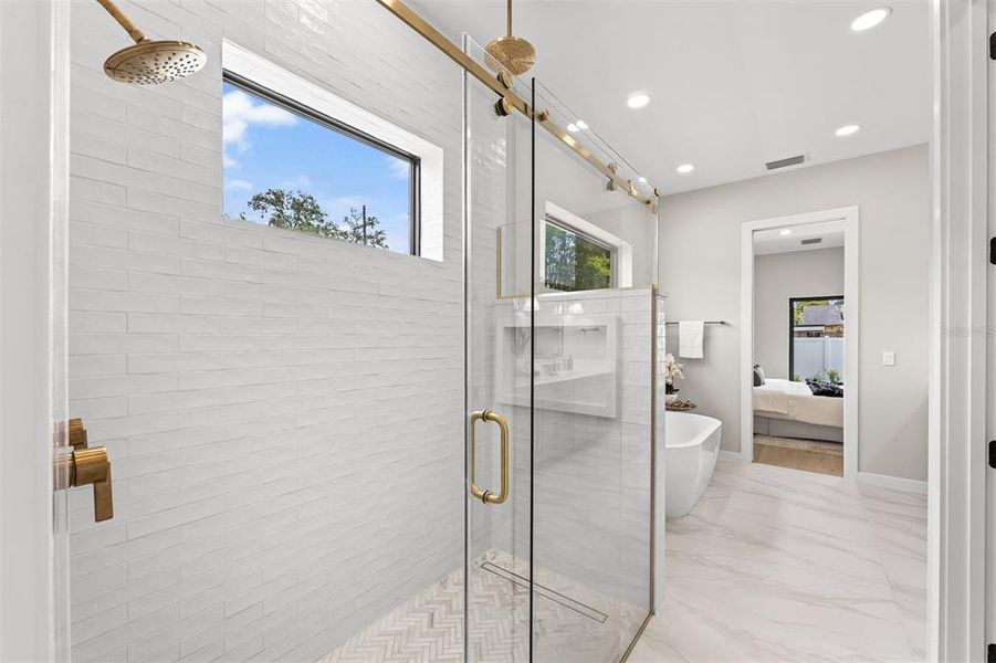 Furnished interior view inside a new home in , Orlando (Image 44).