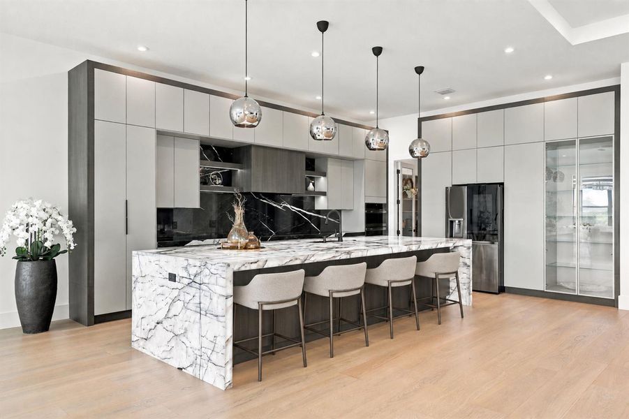 Custom Kitchen with Island Seating Custom Kitchen with Island Seating