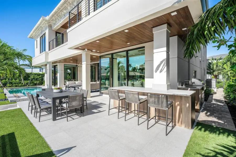 076-590PhillipsDrive-BocaRaton-FL-33432-