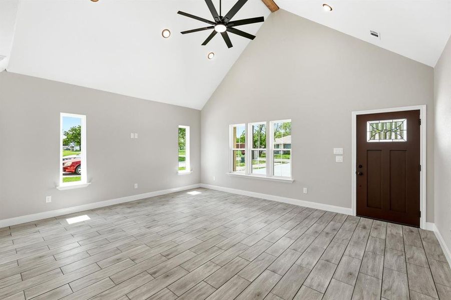 Spacious, unfurnished interior of a new home in , Bridgeport (Image 20). Spacious, unfurnished interior of a new home in , Bridgeport (Image 20).