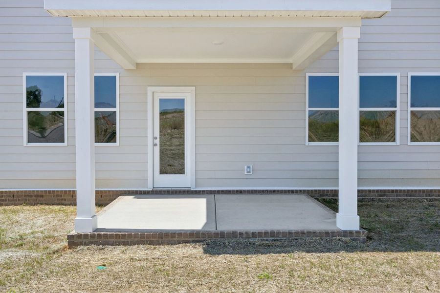 Exterior details and patio area of a home in Willow Landing, Mount Juliet (Image 28).
