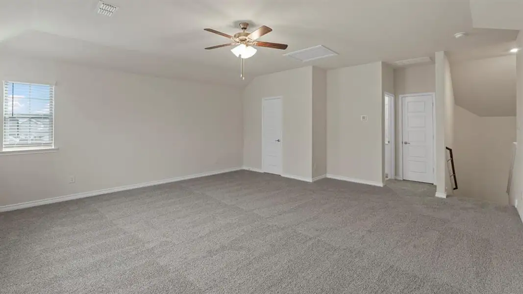 Spacious, unfurnished interior of a new home in Elevon, Lavon (Image 25).