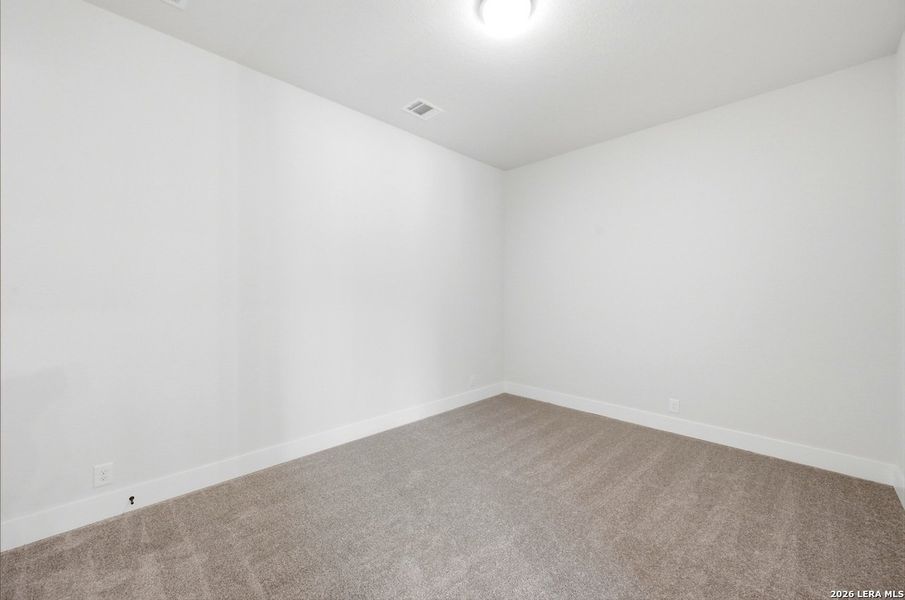 Spacious, unfurnished interior of a new home in Davis Ranch, San Antonio (Image 5). Spacious, unfurnished interior of a new home in Davis Ranch, San Antonio (Image 5).