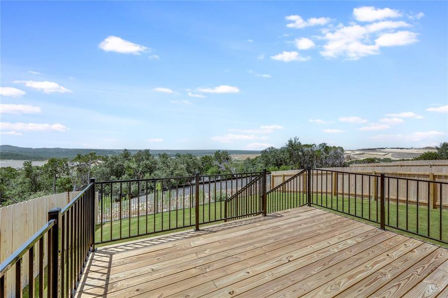 Oversized deck, hill country, lake Travis view and plenty of private yard space!