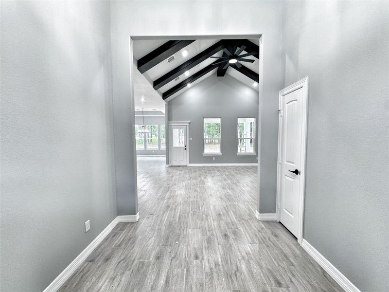 All images are for illustrative purposes only. Home is to be built and is currently under construction.
