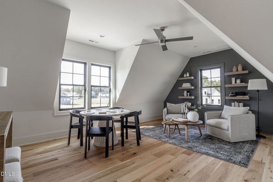 200_MEADOW_WALK_DR_INTERIOR_53 200_MEADOW_WALK_DR_INTERIOR_53