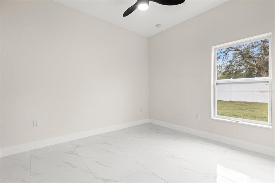 Spacious, unfurnished interior of a new home in , Weeki Wachee (Image 13).