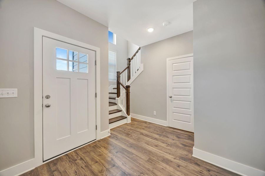 Example Interior 8 Example Interior 8