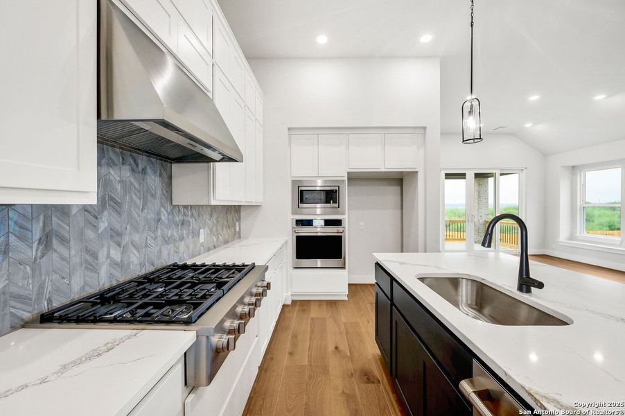Furnished interior view inside a new home in Homestead, Schertz (Image 10). Furnished interior view inside a new home in Homestead, Schertz (Image 10).