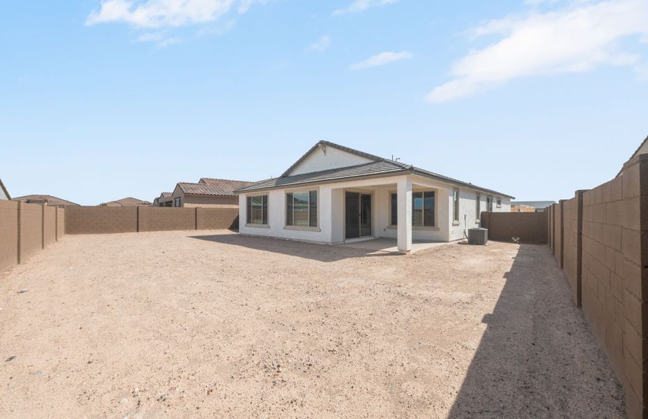 Exterior details and patio area of a home in Sun City Anthem at Merrill Ranch, Florence (Image 3).