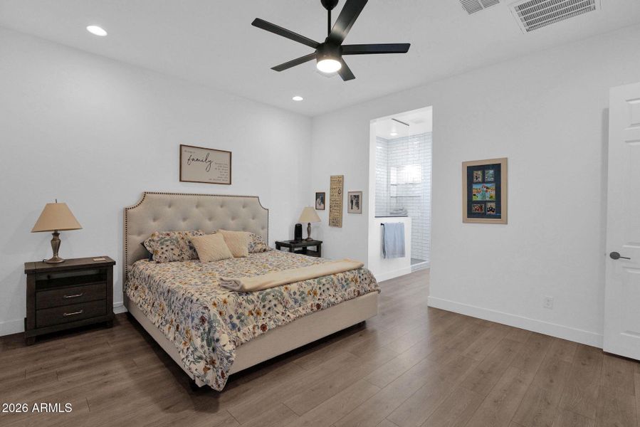 13-web-or-mls-P1525329