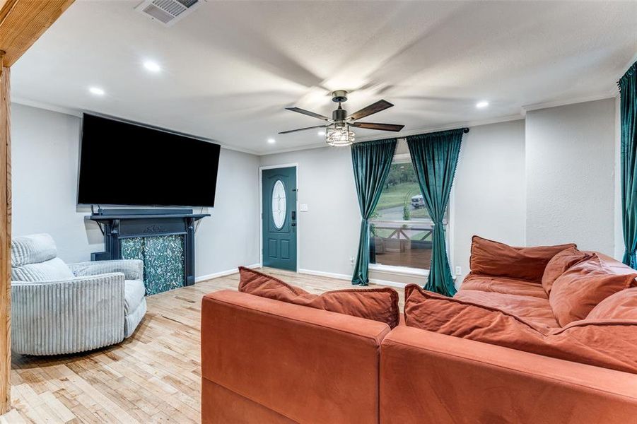 Furnished interior view inside a new home in , Weatherford (Image 4).