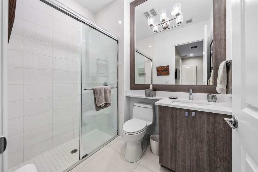 Ensuite Guest Bath Ensuite Guest Bath